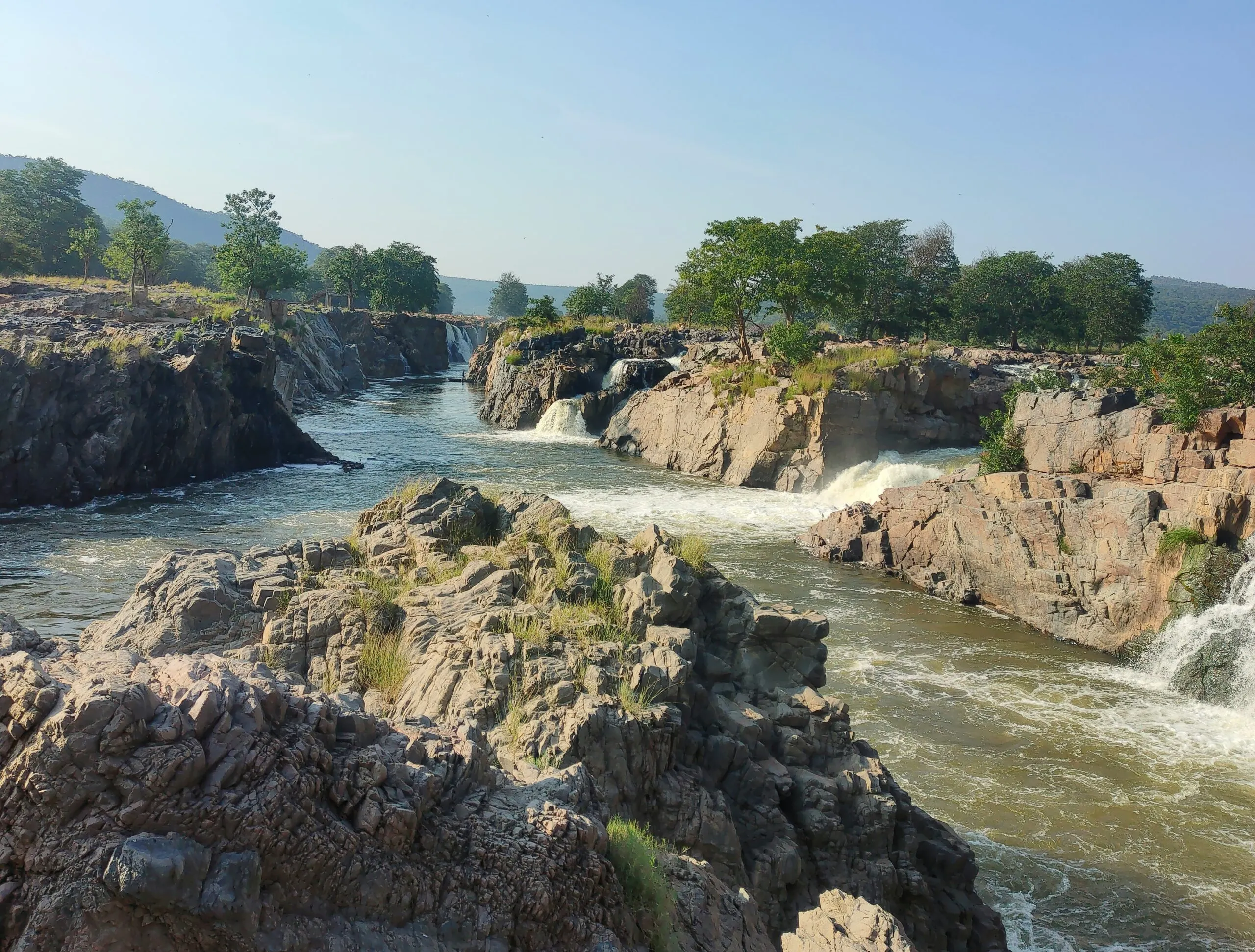 Hogenakkal Water Flow Drops Down To 4000 Cubic Feet